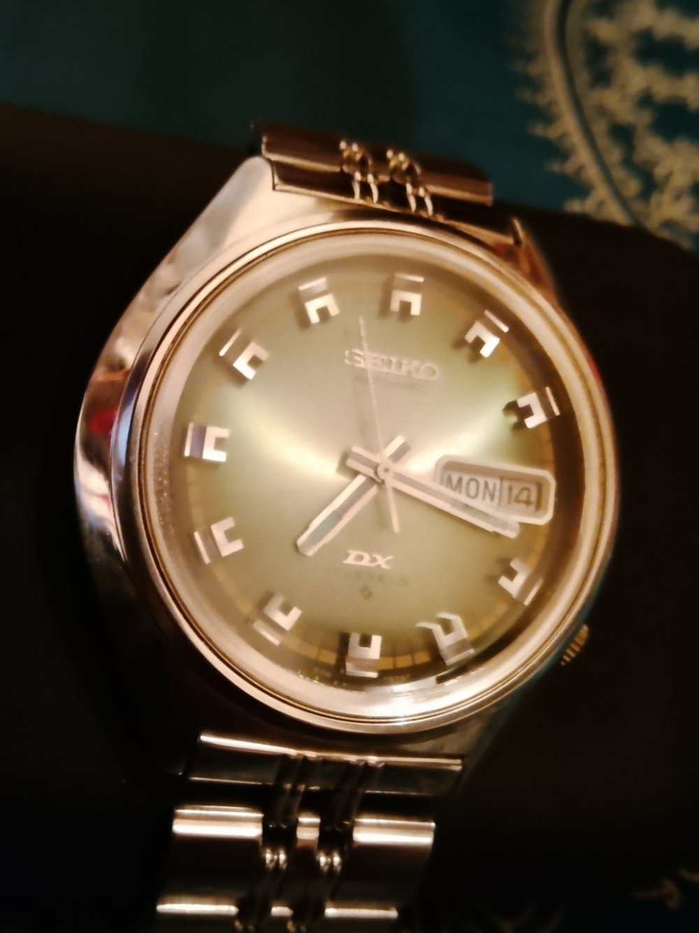 Seiko Silver Case Green Sunburst Dial Day-Date Watch - Picture 2 of 2